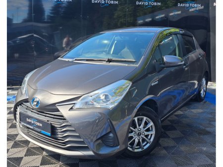2017 Toyota Vitz - photo 15