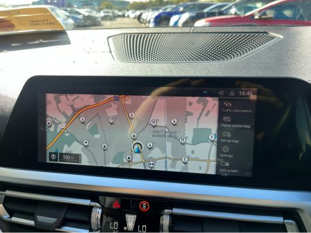 2022 BMW 3-Series - photo 18