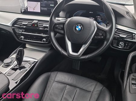 2020 BMW 5-Series - photo 15