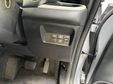 2021 Honda Fit - photo 10