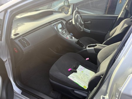 2012 Toyota Prius - photo 13