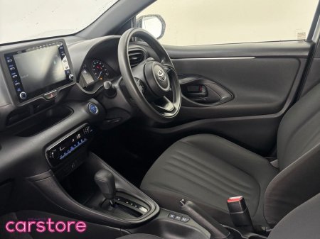 2022 Toyota Yaris - photo 12