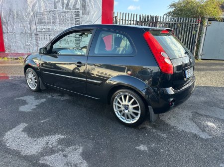 2008 Ford Fiesta - photo 16