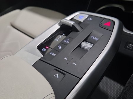 2026 BMW iX2 - photo 10