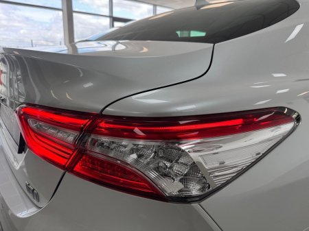 2020 Toyota Camry - photo 19
