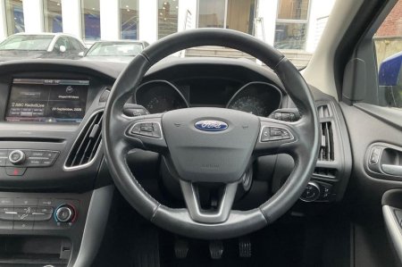 2016 Ford Focus - photo 12