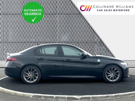 2017 Alfa Romeo Giulia - photo 10