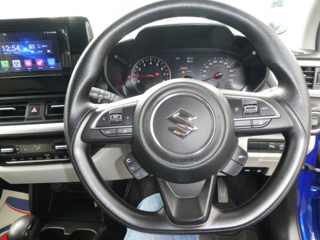 2024 Suzuki Swift - photo 17