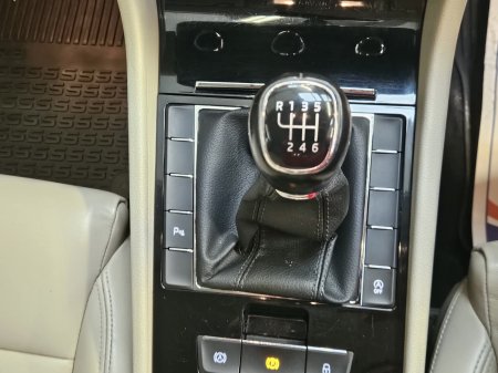 2018 Skoda Superb - photo 16
