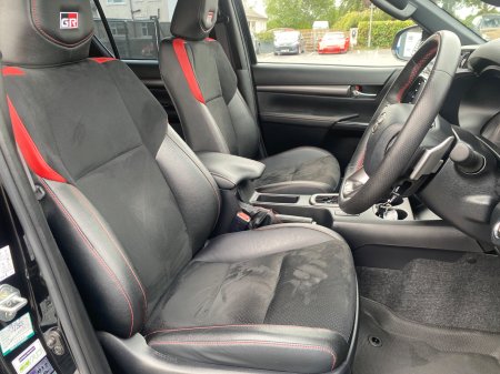 2023 Toyota Hilux - photo 13