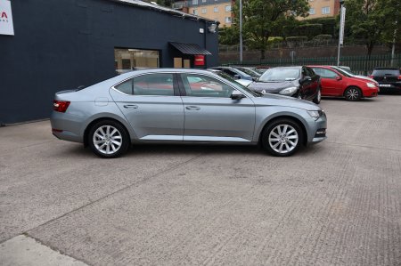 2021 Skoda Superb - photo 9