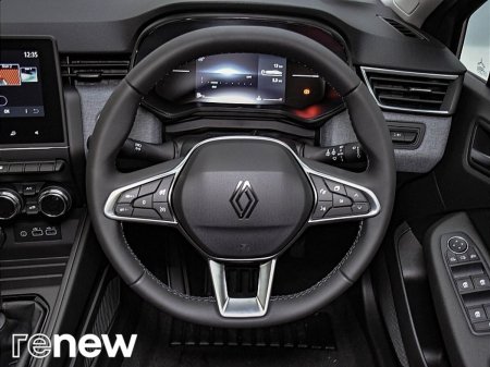 2024 Renault Clio - photo 24