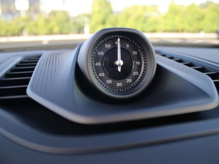 2026 Porsche Cayenne - photo 24