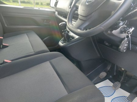 2023 Opel Vivaro - photo 10