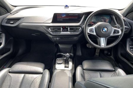 2021 BMW 1-Series - photo 10