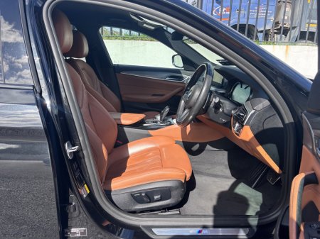 2018 BMW 5-Series - photo 8