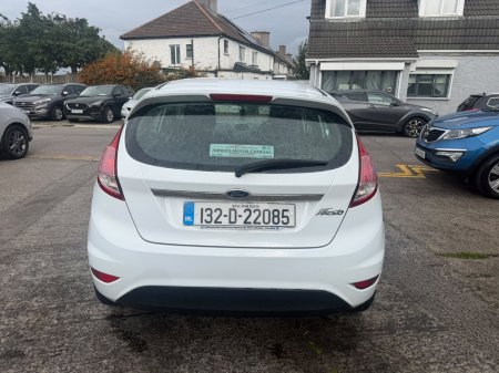 2013 Ford Fiesta - photo 10