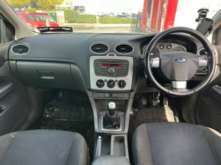 2007 Ford Focus - photo 18