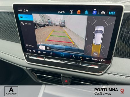 2025 Volkswagen Tiguan - photo 10
