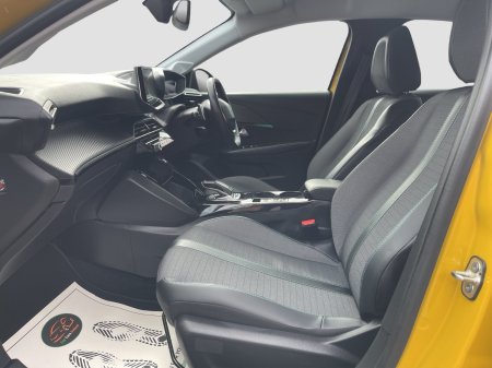 2021 Peugeot 208 - photo 20