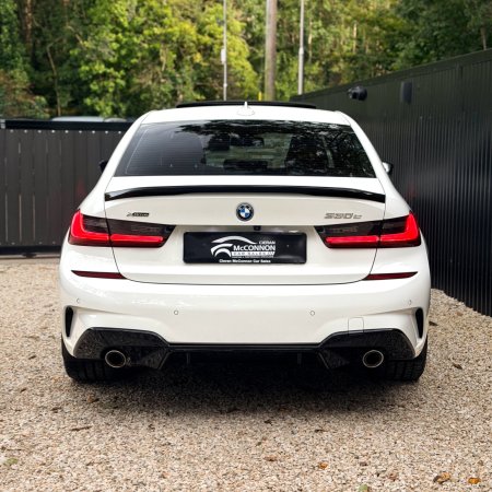 2022 BMW 3-Series - photo 7