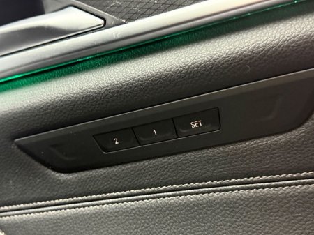 2021 BMW 5-Series - photo 23