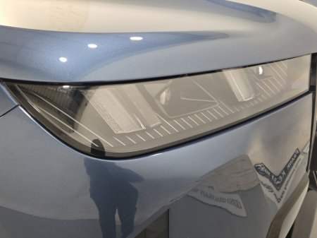 2025 BMW iX - photo 21