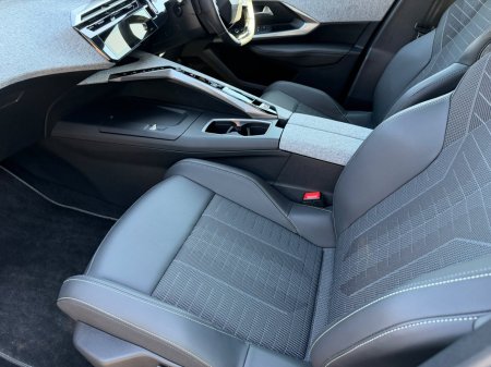 2025 Peugeot 3008 - photo 8