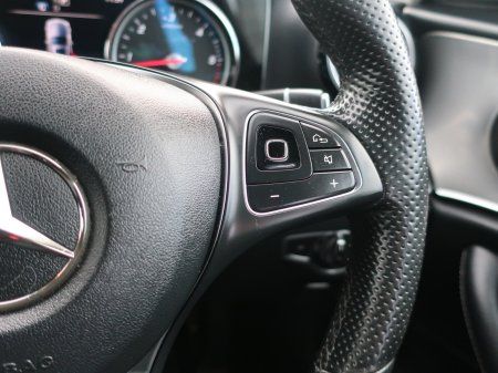 2017 Mercedes-Benz E-Class - photo 13