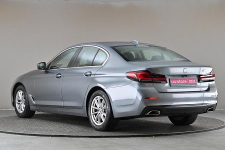 2022 BMW 5-Series - photo 7