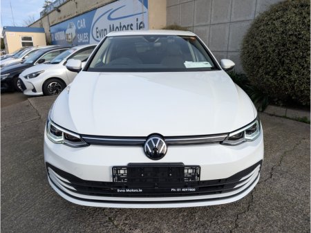 2024 Volkswagen Golf - photo 2