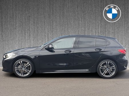2024 BMW 1-Series - photo 3