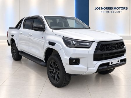 2024 Toyota Hilux - photo 2