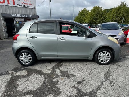 2007 Toyota Vitz - photo 7