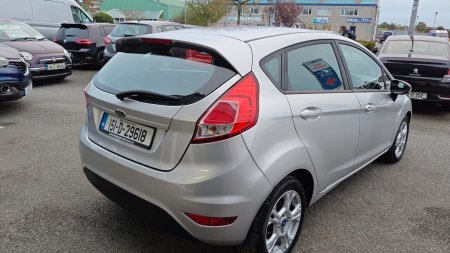 2015 Ford Fiesta - photo 9