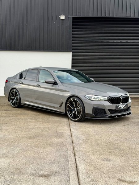 2021 BMW 5-Series - photo 4