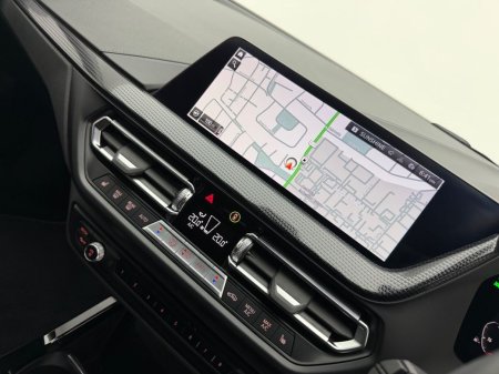 2024 BMW 1-Series - photo 27