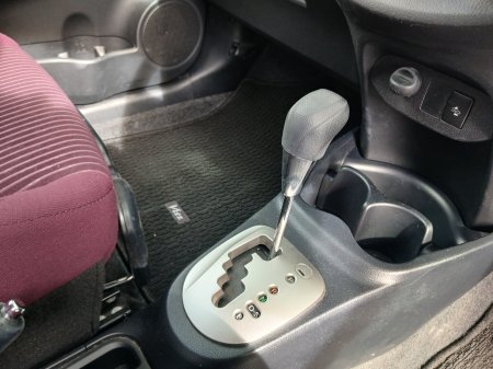 2016 Toyota Yaris - photo 13