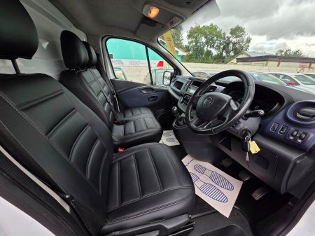 2015 Opel Vivaro - photo 10