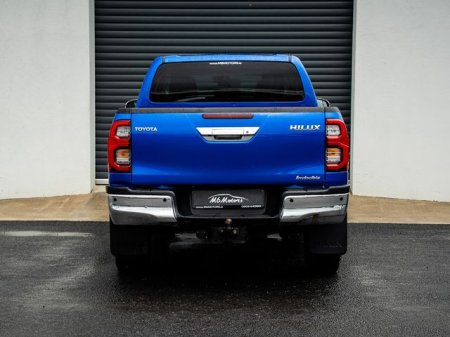 2021 Toyota Hilux - photo 12