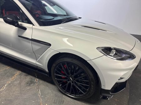 2024 Aston Martin DBX - photo 22