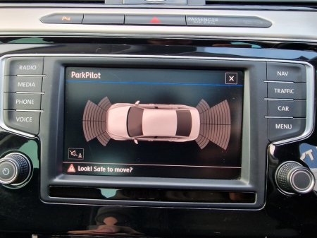 2017 Volkswagen Passat - photo 25