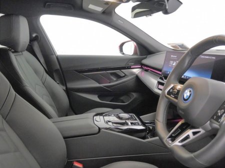 2024 BMW 5-Series - photo 12