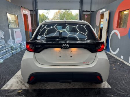 2022 Toyota Yaris - photo 4