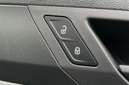 2025 Ford Transit Connect - photo 25