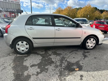 2004 Toyota Corolla - photo 8