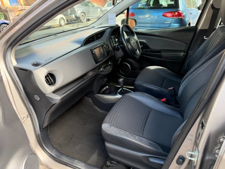 2015 Toyota Yaris - photo 8