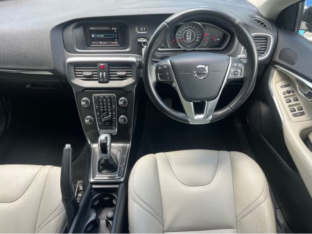 2017 Volvo V40 - photo 16