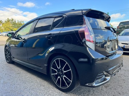 2015 Toyota Aqua - photo 6
