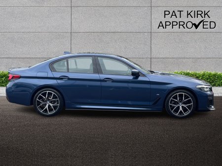 2023 BMW 5-Series - photo 3